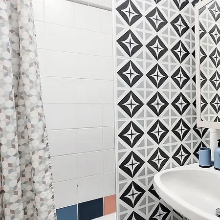 Le Paisible - Parking Privatif Et Balcon Apartment Nancy